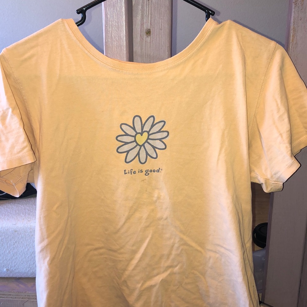 LIFE IS GOOD brand tee/ t shirt